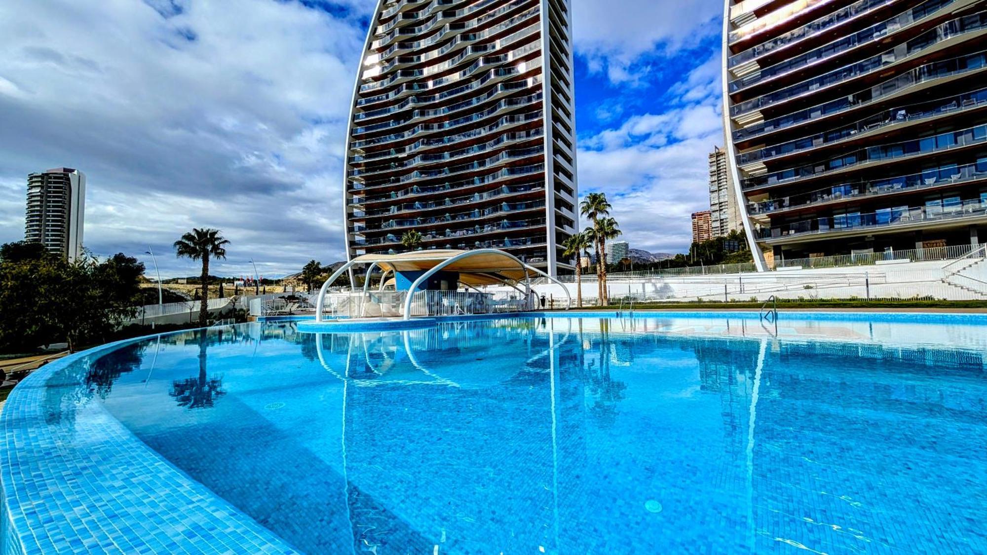 Sunset Waves Magic Apartments Бенидорм Екстериор снимка